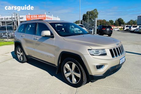 Gold 2015 Jeep Grand Cherokee Wagon Laredo (4X4)