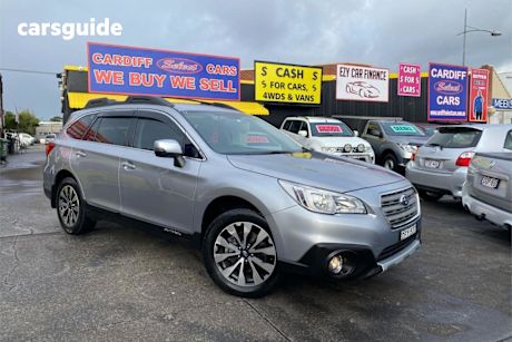 Silver 2016 Subaru Outback Wagon 2.5I