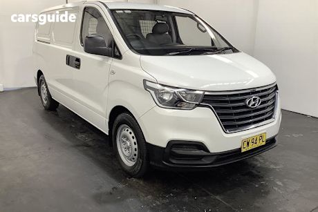 White 2019 Hyundai Iload Van 3S Liftback