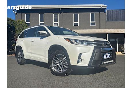 White 2018 Toyota Kluger Wagon GXL F