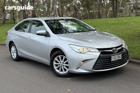Silver 2016 Toyota Camry Sedan Altise