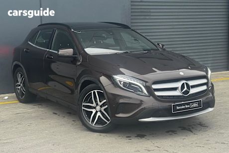 Brown 2015 Mercedes-Benz GLA180 Wagon