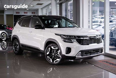 White 2025 Kia Seltos Wagon GT-LINE F