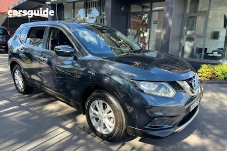 Blue 2015 Nissan X-Trail Wagon ST (fwd)