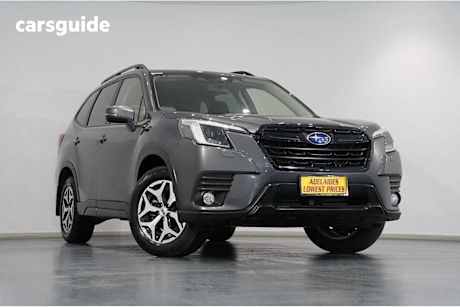 Grey 2023 Subaru Forester Wagon 2.5I (awd)