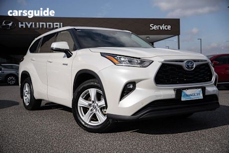 White 2021 Toyota Kluger SUV GX 4X4