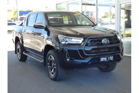 Black 2022 Toyota Hilux Double Cab Pick Up SR5 + Premium Interior (4X4)