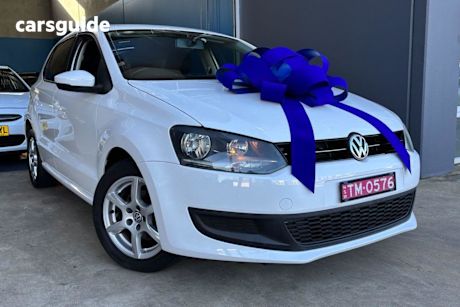White 2013 Volkswagen Polo Hatch 77 TSI COMFORTLINE 6R MY13