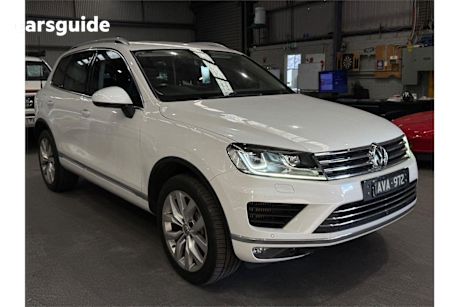 White 2018 Volkswagen Touareg Wagon V6 TDI 4WD
