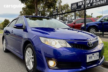 Blue 2013 Toyota Camry Sedan Atara R SE