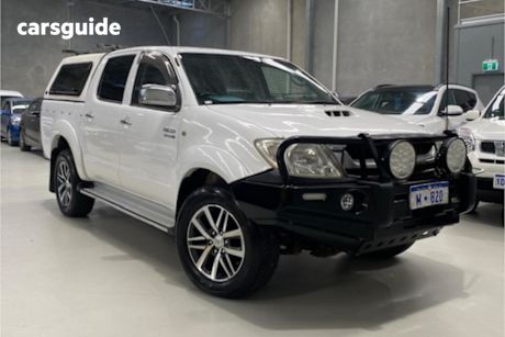 White 2010 Toyota Hilux Dual Cab Pick-up SR5 (4X4)