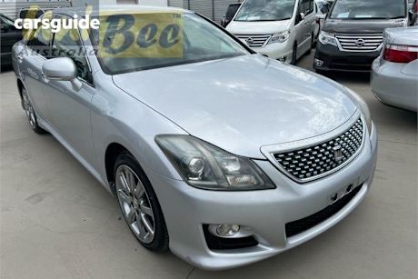 Silver 2008 Toyota Crown Sedan Royal Saloon