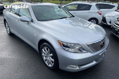 Silver 2007 Lexus LS600HL Sedan Hybrid