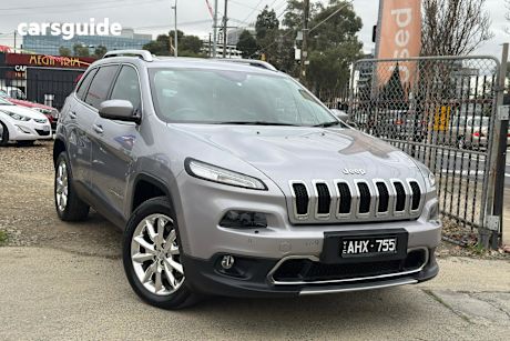 Grey 2014 Jeep Cherokee Wagon Limited (4X4)