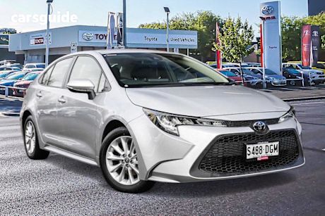 Silver 2022 Toyota Corolla Sedan ASCENT SPORT F