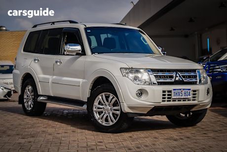 White 2014 Mitsubishi Pajero Wagon Exceed LWB (4X4)