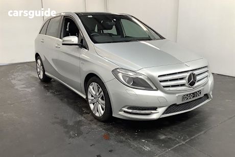 White 2012 Mercedes-Benz B200 Hatchback BE