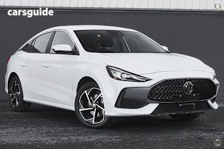 White 2025 MG MG5 Sedan ESSENCE F