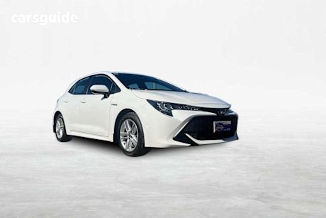 White 2020 Toyota Corolla Hatchback Ascent Sport Hybrid
