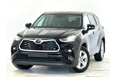Black 2023 Toyota Kluger SUV GX F