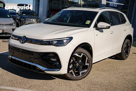White 2025 Volkswagen Tiguan Wagon 150TSI R-Line