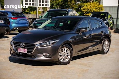 Grey 2016 Mazda 3 Hatchback Maxx