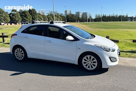 White 2016 Hyundai I30 Hatchback Active 1.6 Crdi