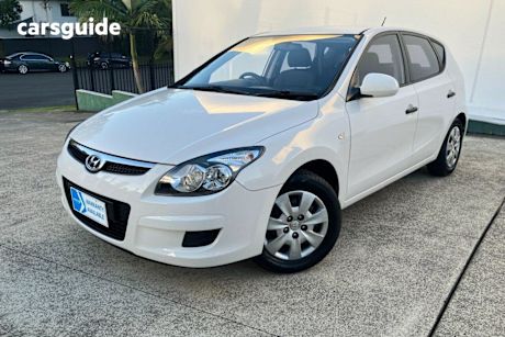 White 2011 Hyundai I30 Hatchback SX