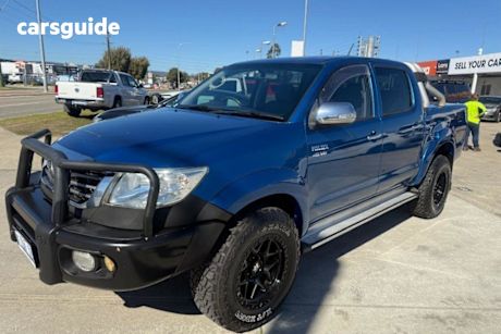 Blue 2012 Toyota Hilux Dual Cab Pick-up SR5 (4X4)