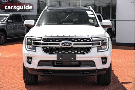 White 2025 Ford Everest SUV PLATINUM 4X4