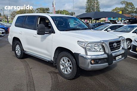 White 2013 Toyota Landcruiser Wagon GXL (4X4)