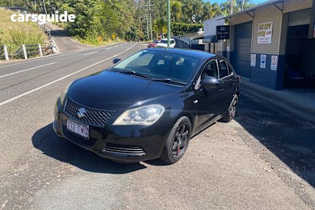 Black 2010 Suzuki Kizashi Sedan XL