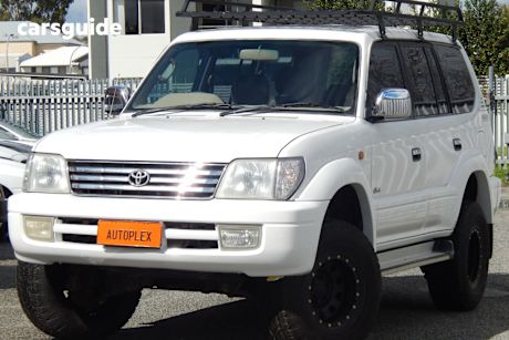 White 2000 Toyota Landcruiser Prado Wagon Grande (4X4)