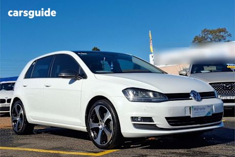 White 2015 Volkswagen Golf Hatchback 103 TSI Highline