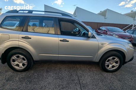 Silver 2010 Subaru Forester Wagon X