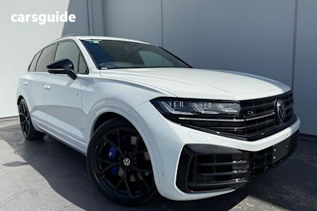 White 2025 Volkswagen Touareg Wagon R Ehybrid (phev)