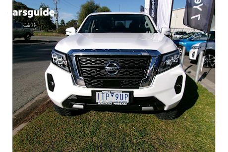 White 2021 Nissan Navara Ute Tray ST 4X4