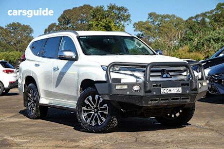 White 2021 Mitsubishi Pajero Sport SUV GLS 4X4