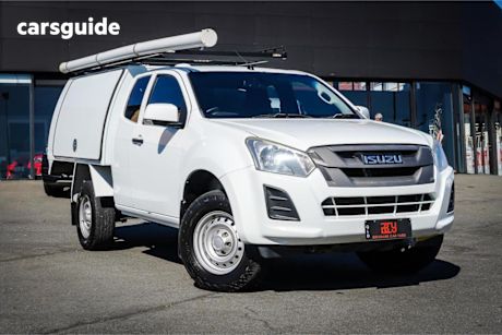 White 2018 Isuzu D-MAX Space Cab Chassis SX (4X4)