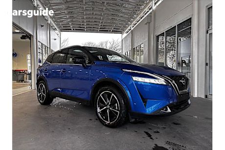 Blue 2024 Nissan Qashqai Wagon TI F