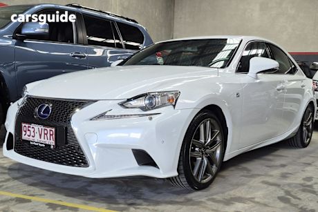 White 2014 Lexus IS300H Sedan F Sport Hybrid