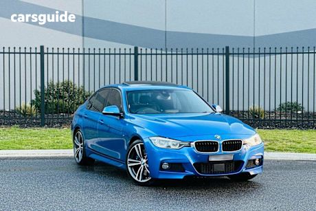 Blue 2017 BMW 3 Sedan 30i