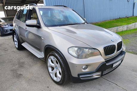 Gold 2009 BMW X5 Wagon Xdrive 30D