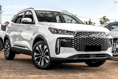 White 2025 Chery Tiggo 4 SUV ULTIMATE F