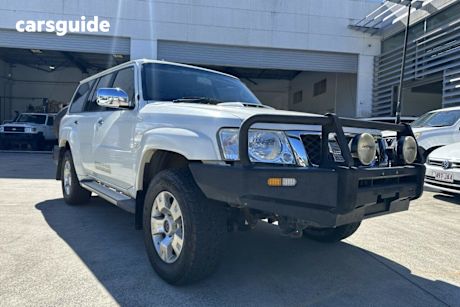 White 2016 Nissan Patrol Wagon ST