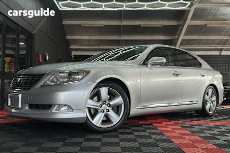 Silver 2007 Lexus LS Sedan LS460 I-Pack 4dr Sedan 8sp Auto 4.6i