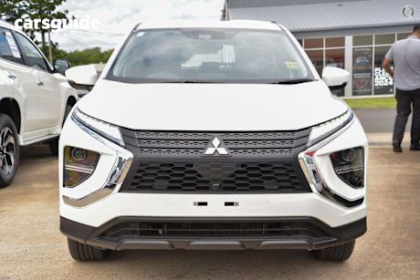White 2023 Mitsubishi Eclipse Cross Wagon ES Phev (awd)