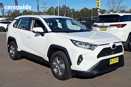 White 2024 Toyota RAV4 Wagon GX (2WD)