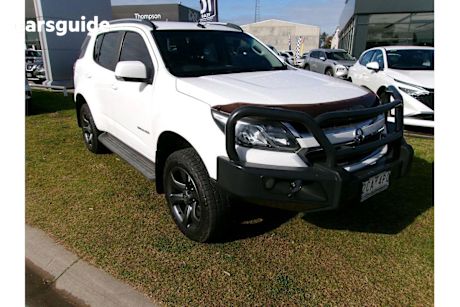 White 2017 Holden Trailblazer SUV LT 4X4