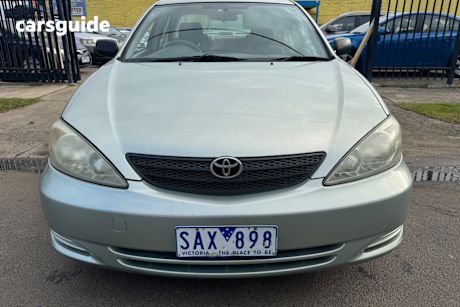 Silver 2002 Toyota Camry Sedan Altise